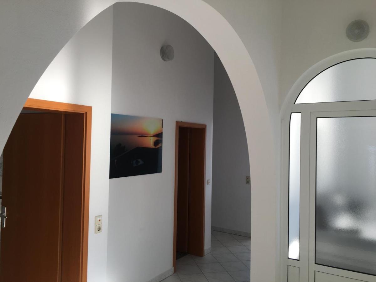 Apartments puntaplanka direkt am meer Rogoznica  Bagian luar foto