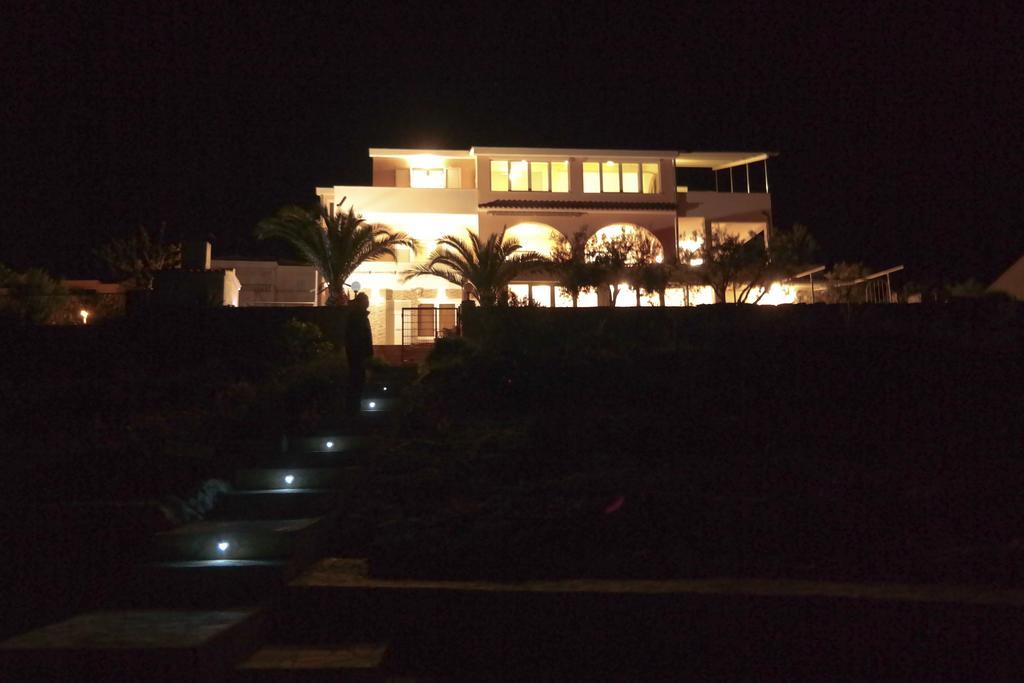 Apartments puntaplanka direkt am meer Rogoznica  Bagian luar foto
