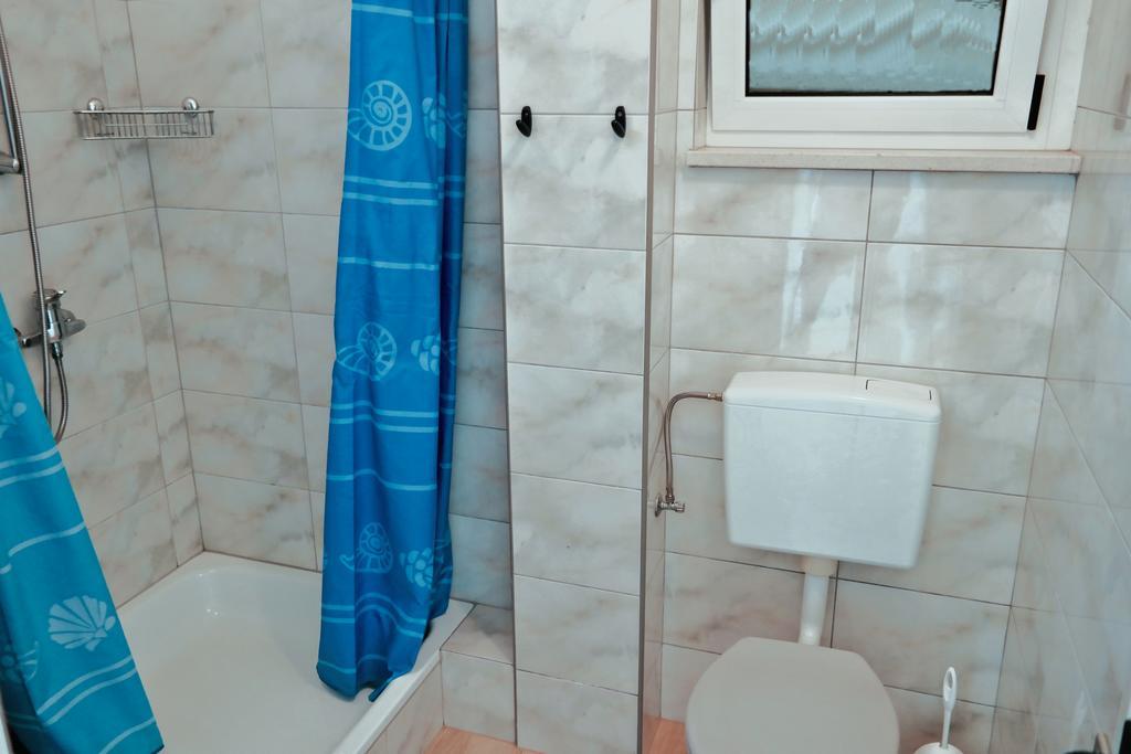 Apartments puntaplanka direkt am meer Rogoznica  Bagian luar foto