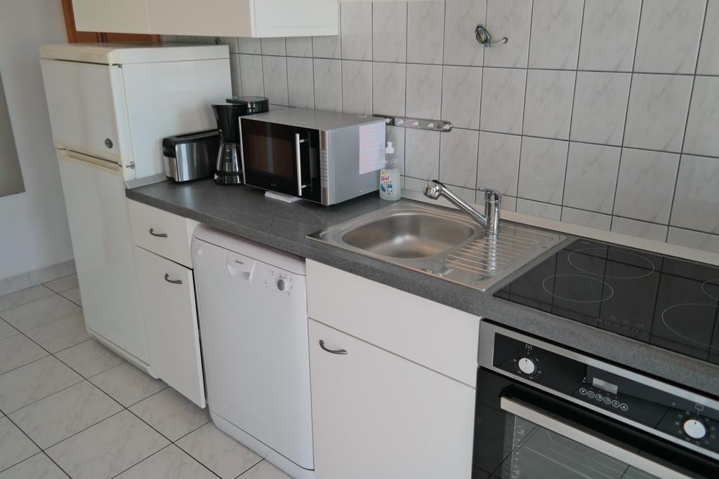 Apartments puntaplanka direkt am meer Rogoznica  Bagian luar foto