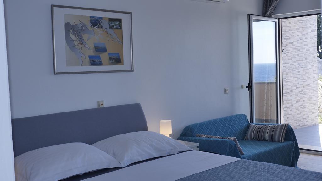 Apartments puntaplanka direkt am meer Rogoznica  Bagian luar foto